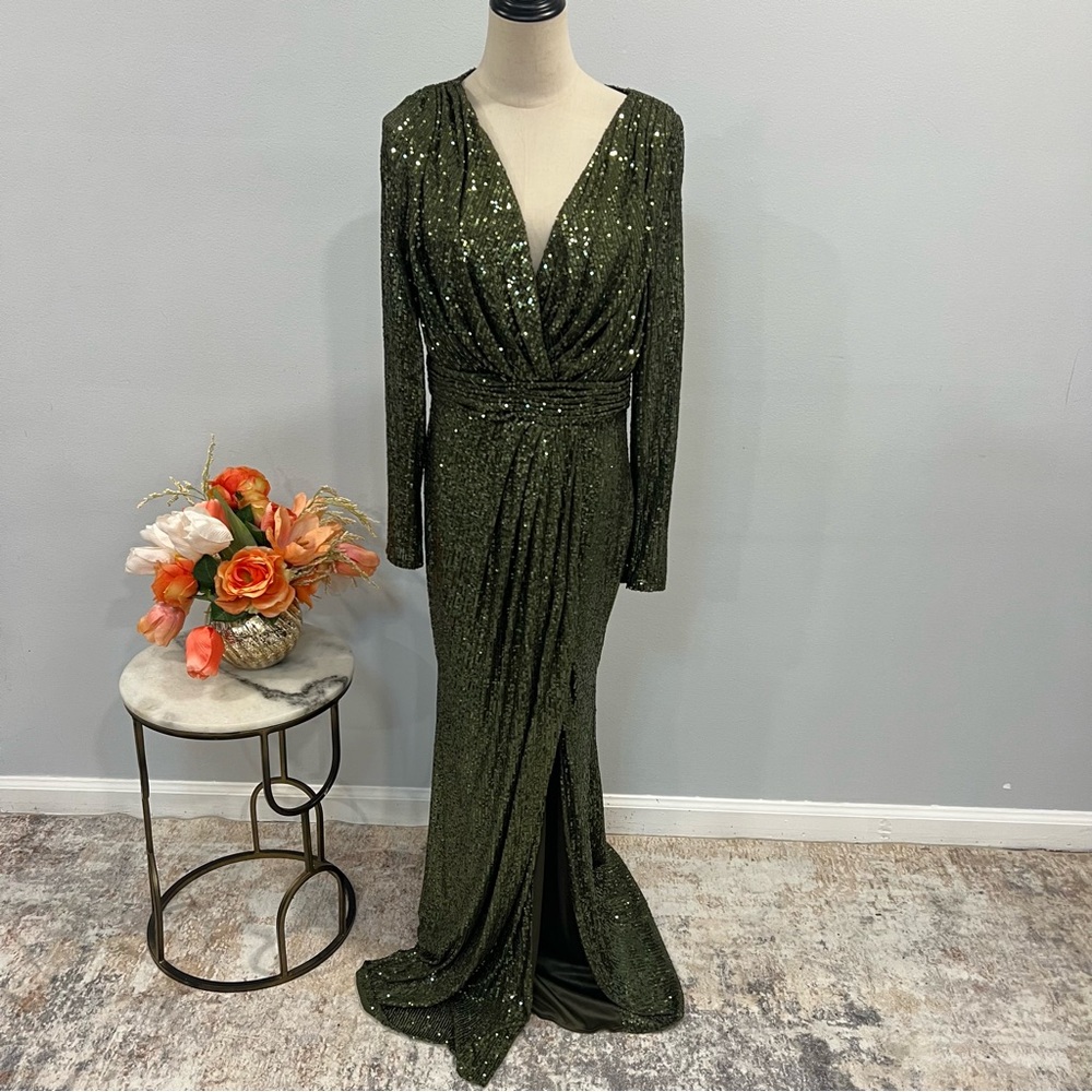 IEENA FOR MAC DUGGAL Olive Green Sequined Long Sleeve Maxi Gown - Reemoly